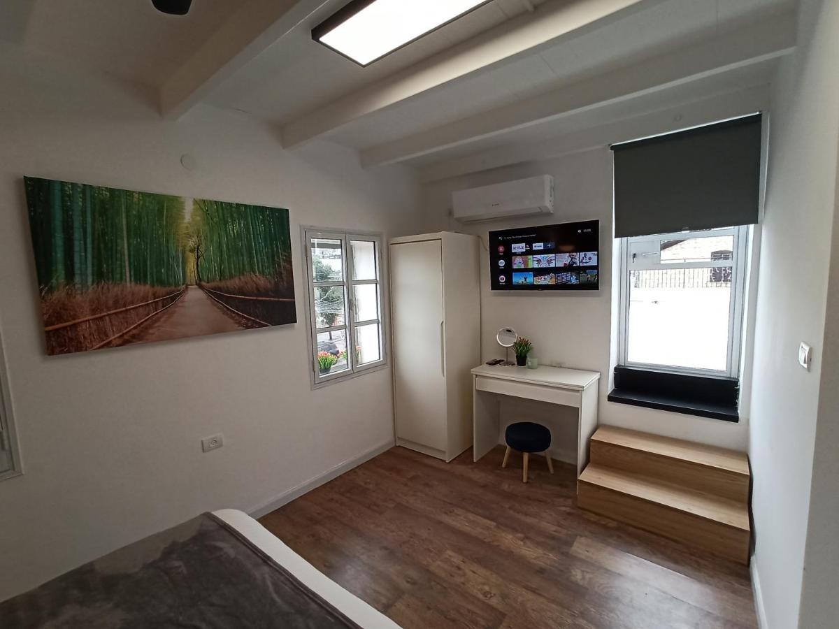 Boutique 22 Guest Rooms 海法 外观 照片