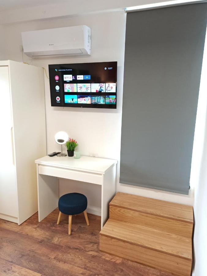 Boutique 22 Guest Rooms 海法 外观 照片
